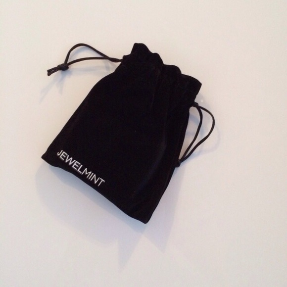 Jewelmint birdcage bangle - Picture 3 of 3